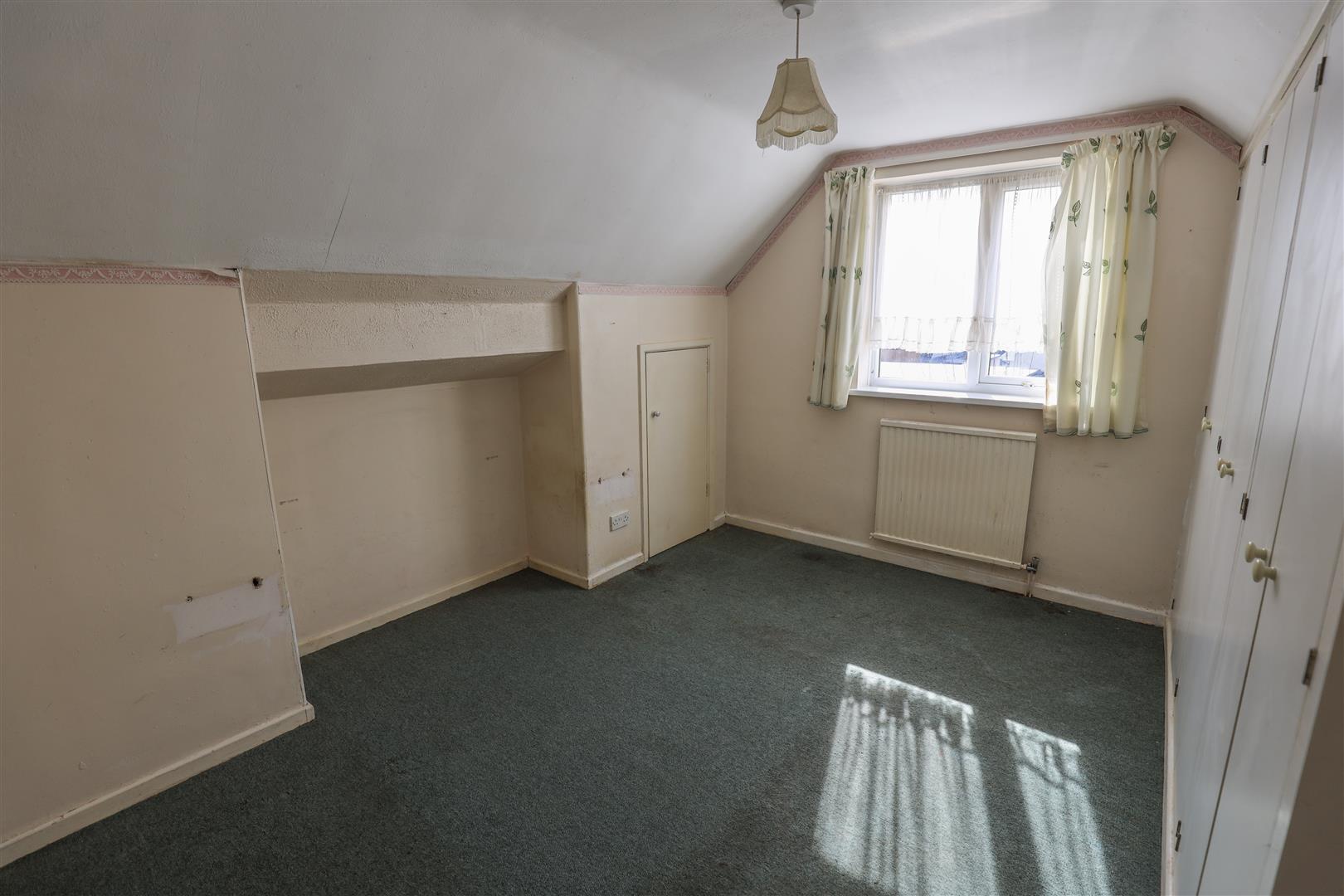 16 Wolfe Close, Cowbridge, Vale Of Glamorgan, CF71 7AZ